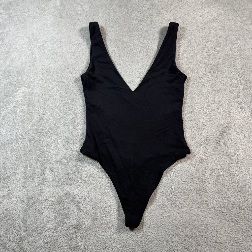 Babaton Contour V-Neck Bodysuit Women 2XS Black Sleeveless